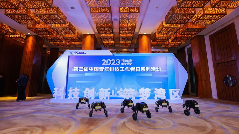 Nginx API网关与Kong：性能与架构的深度解析